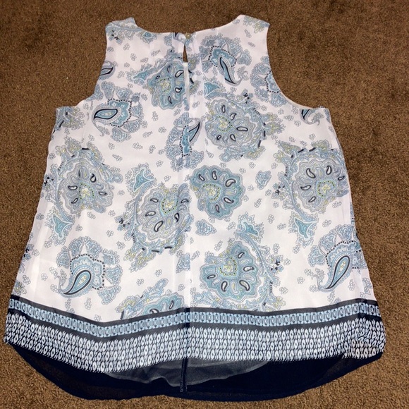 Paisley tank style blouse blue & white,lined, EUC - Picture 6 of 7